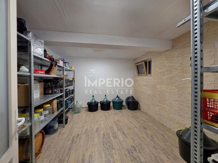 Casă individuală cu 5 camere cu Canalizare în Făget
