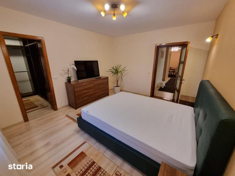 Apartament cu 3 camere decomandat în Bucium
