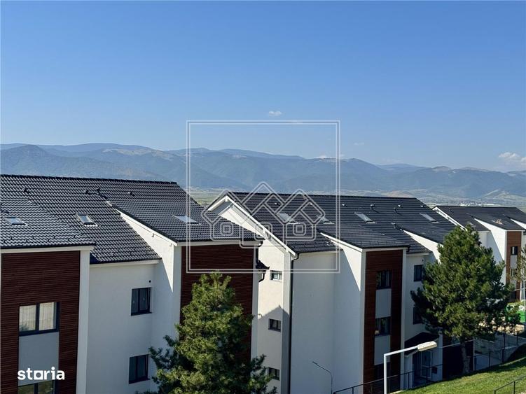 Apartament cu 3 camere în Cristian