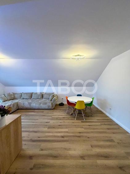 Apartament cu 4 camere decomandat, mobilat în Piața Cluj