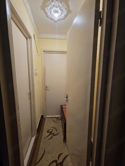 Apartament cu 2 camere semidecomandat în Sud