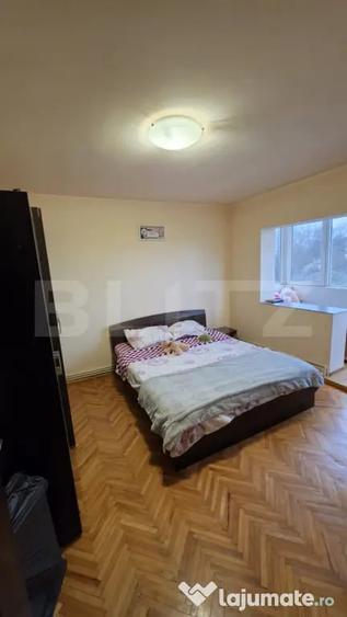 Apartament cu 3 camere decomandat în Soarelui