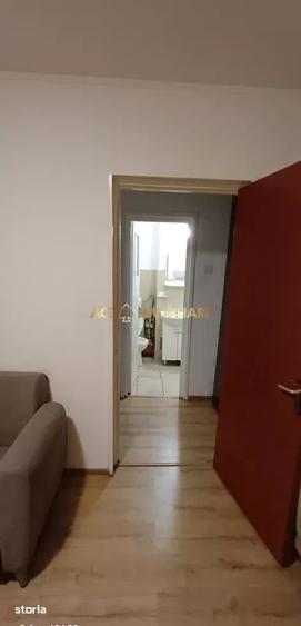 Apartament cu 2 camere în Berceni