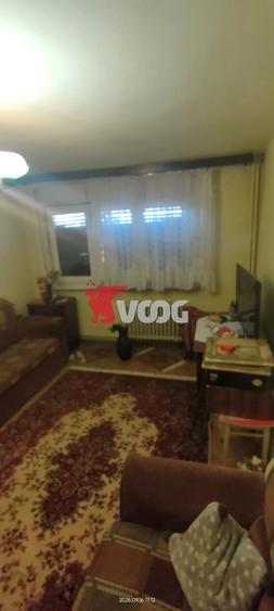 Apartament cu 3 camere semidecomandat în Central