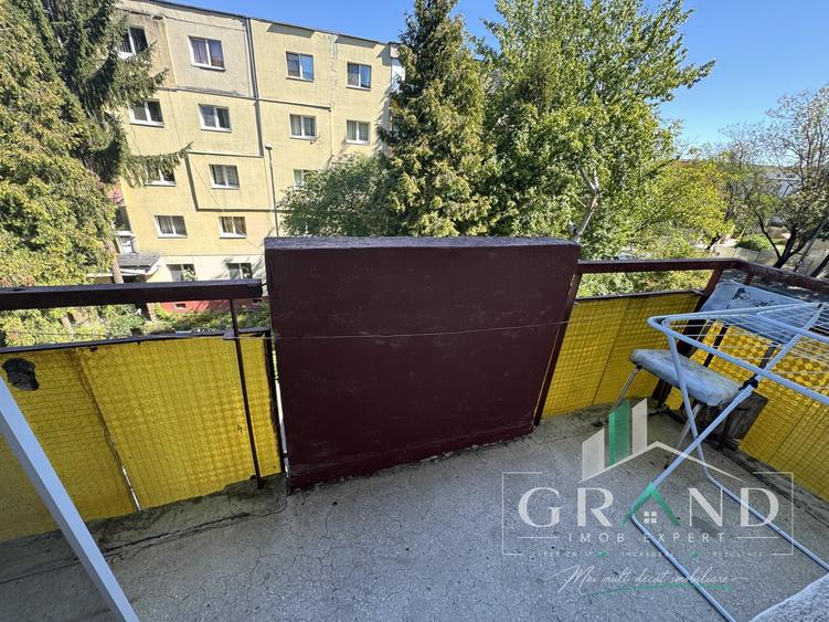 Apartament cu 3 camere decomandat, mobilat în Zorilor