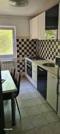 Garsonieră decomandată în Buziașului