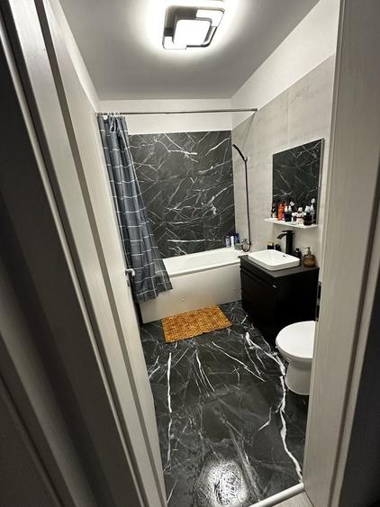Apartament cu 2 camere decomandat în 1 Decembrie 1918