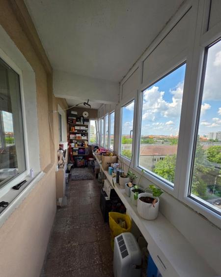Apartament cu 3 camere semidecomandat în Circumvalațiunii
