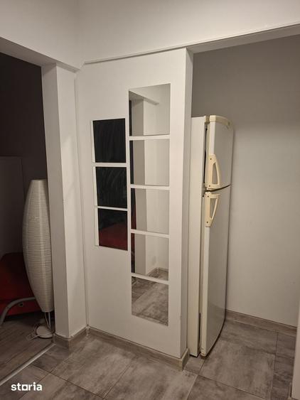 Apartament cu 2 camere decomandat în Valea Ialomiței