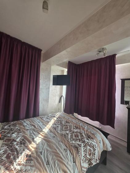 Apartament cu 2 camere semidecomandat, mobilat în Aurel Vlaicu