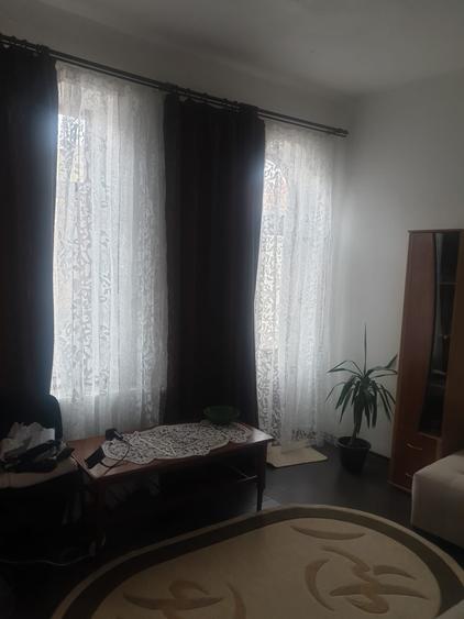 Casă cu 4 camere cu Canalizare în Peninsula