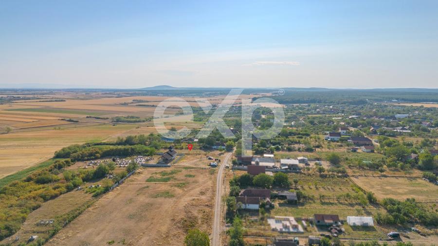 Teren Construcții intravilan de 1363 mp, în Chișirid
