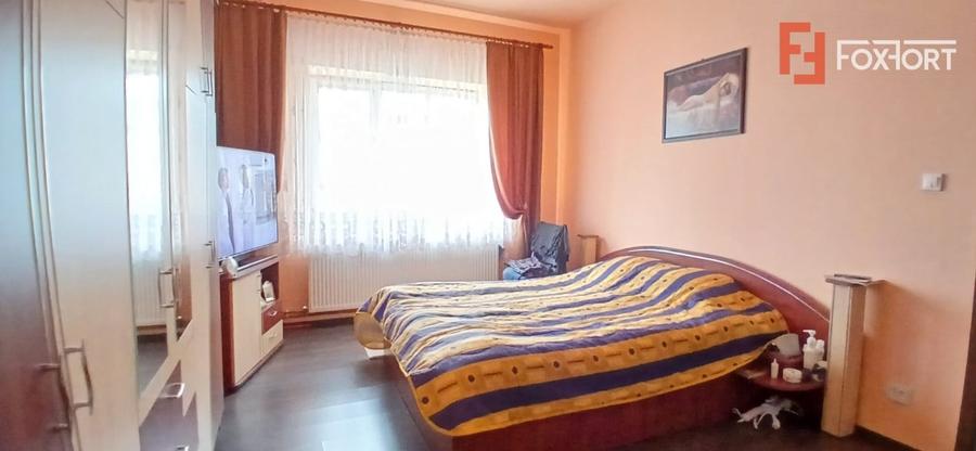 Casă individuală cu 4 camere cu Canalizare în Sânandrei