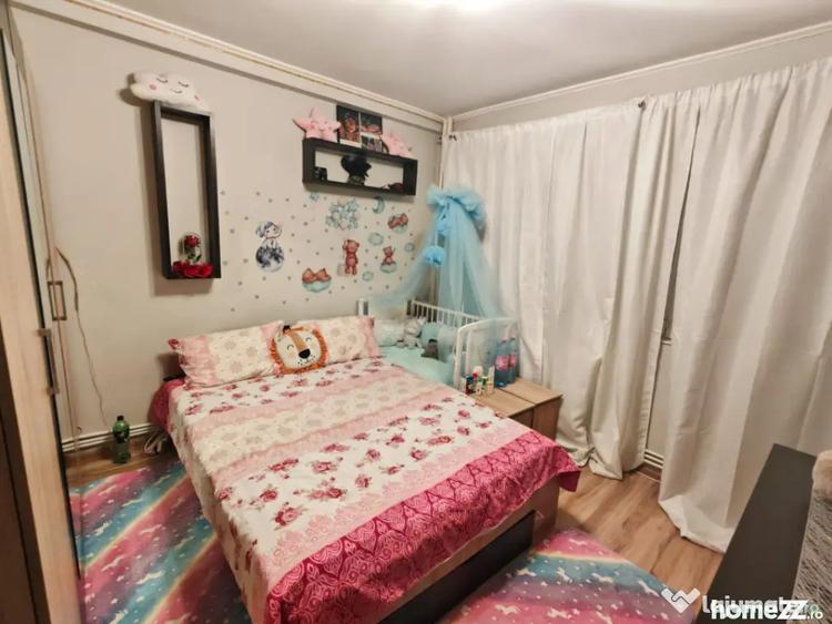 Apartament cu 2 camere semidecomandat, mobilat în Central