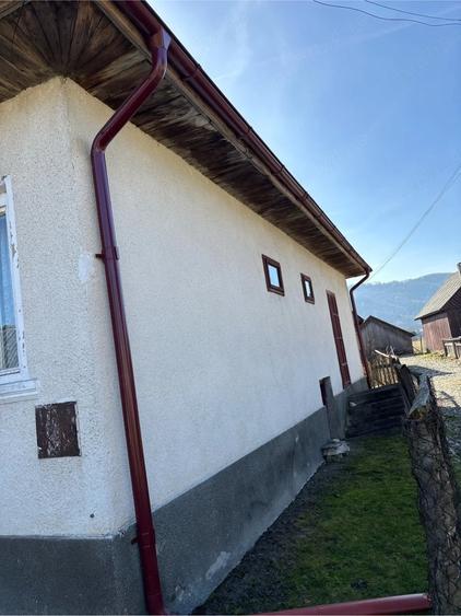 Casă cu 3 camere cu Teren 15 Mp în Leordina