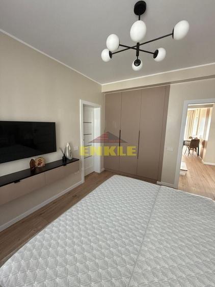 Duplex cu 4 camere cu Canalizare în Curtești
