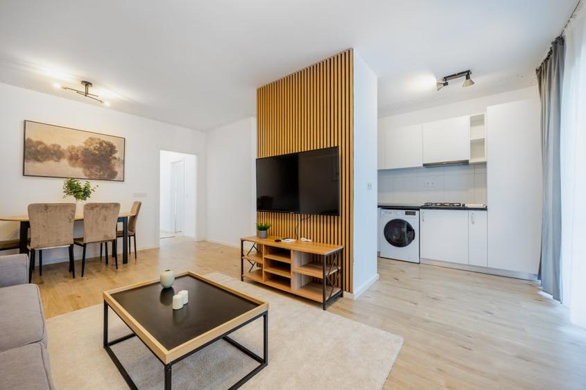 Apartament cu 2 camere semidecomandat, mobilat în Pipera