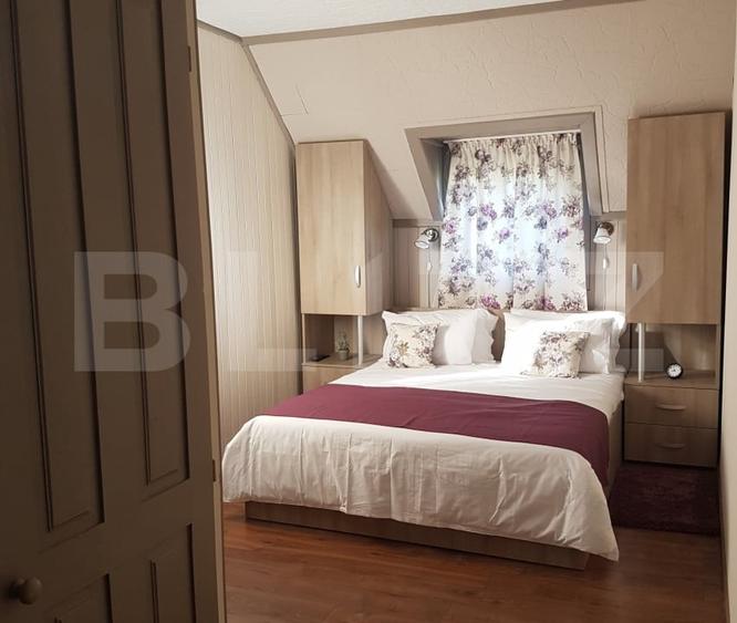 Casă individuală cu 9 camere cu Canalizare în Bran