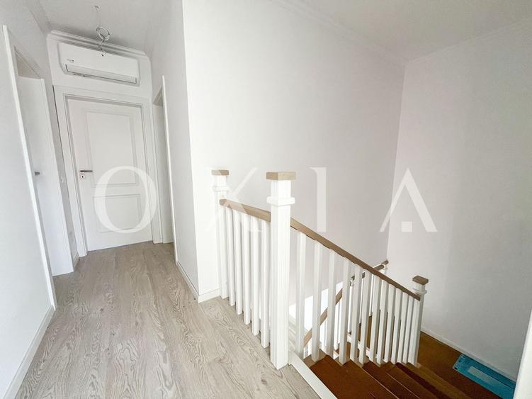 Duplex cu 4 camere cu Canalizare în Dâmbovița
