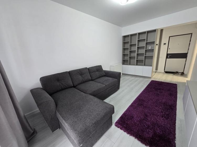 Garsonieră decomandată în Central