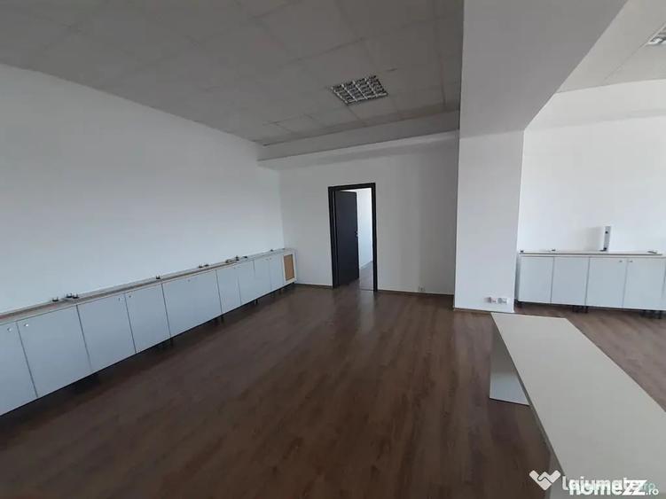 Spațiu comercial, de 125 mp, în Obor