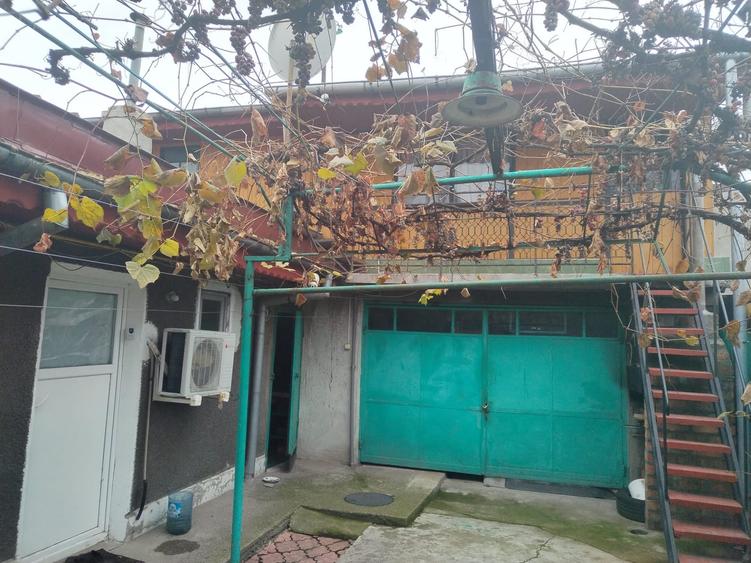 Casă cu 3 camere cu Canalizare în Bucureștii Noi