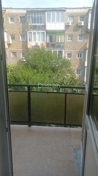 Garsoniera cf 1 de inchiriat