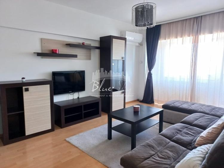 Apartament cu 2 camere decomandat, mobilat în Trocadero