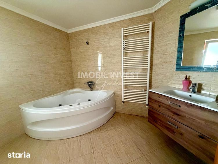 Apartament cu 2 camere în Tolstoi