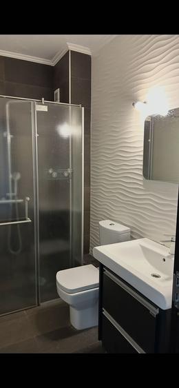 Apartament cu 3 camere decomandat, mobilat în Ultracentral