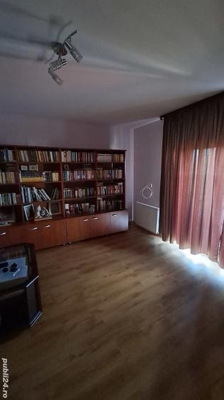Casă cu 5 camere cu Teren 408 Mp în Găgeni