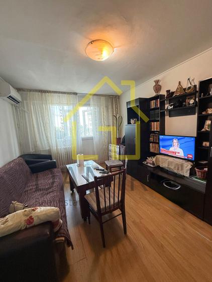 Apartament cu 2 camere decomandat în Berceni