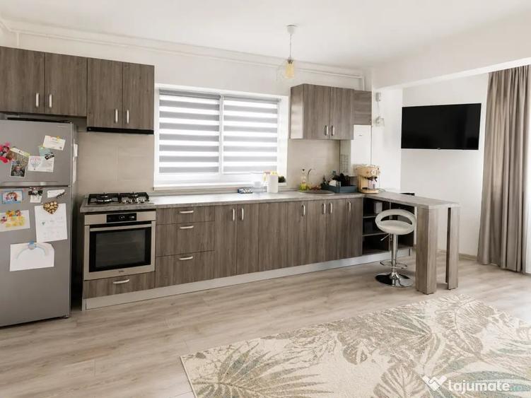 Apartament cu 2 camere decomandat în Sânpetru