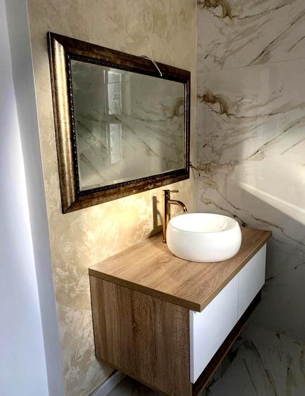 Duplex cu 4 camere cu Canalizare în Dumbrăvița