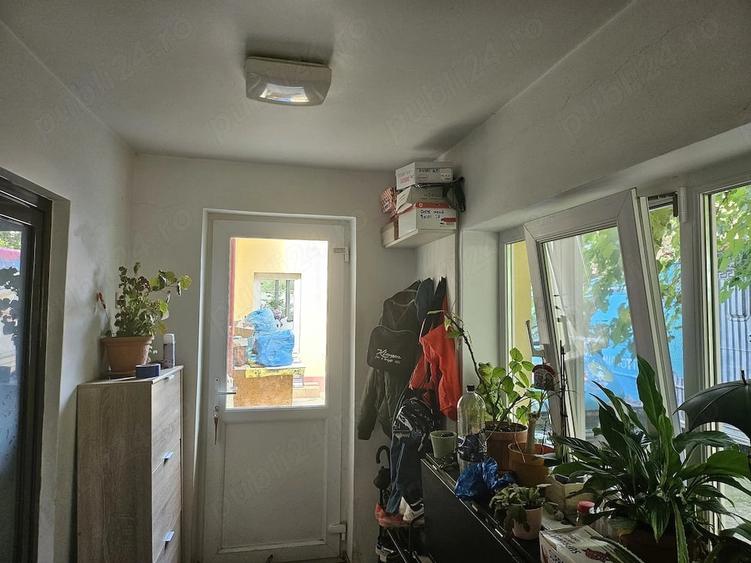 Casă cu 4 camere cu Teren 1767 Mp în Corbeanca