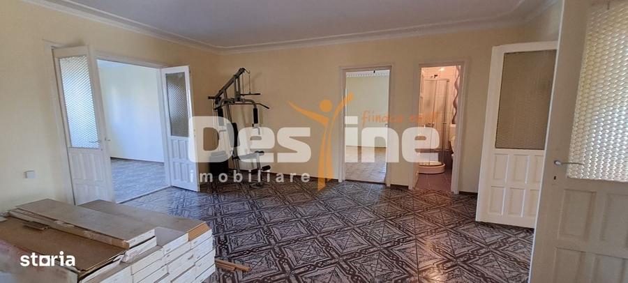 Casă cu 4 camere în Lunca Cetățuii