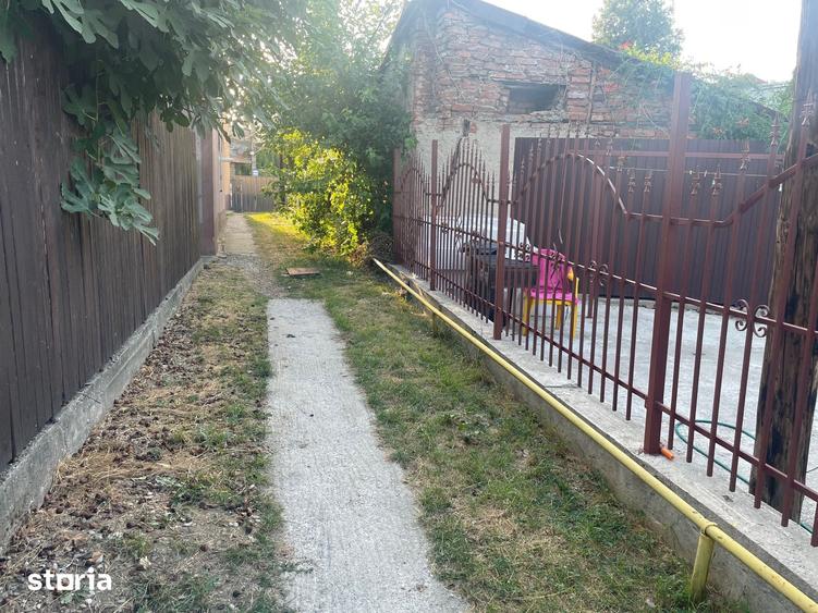 Casă cu 2 camere cu Teren 100 Mp în Rudului