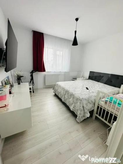 Casă cu 4 camere cu Teren 250 Mp în Rediu