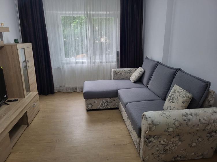 Garsonieră decomandată în Găvana