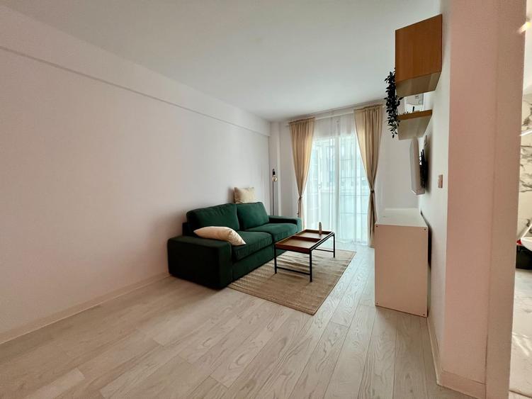Apartament cu 2 camere semidecomandat în Valea Adâncă