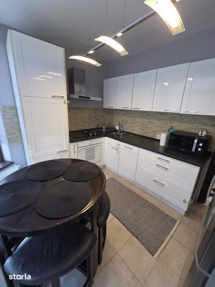 Casă cu 4 camere cu Teren 235 Mp în Corbeanca