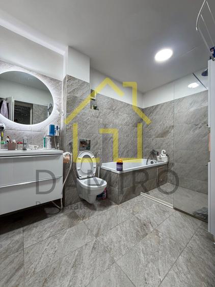 Casă cu 9 camere cu Canalizare în Vitan