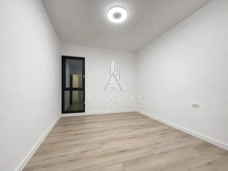 Apartament cu 3 camere semidecomandat în Badea Cârțan