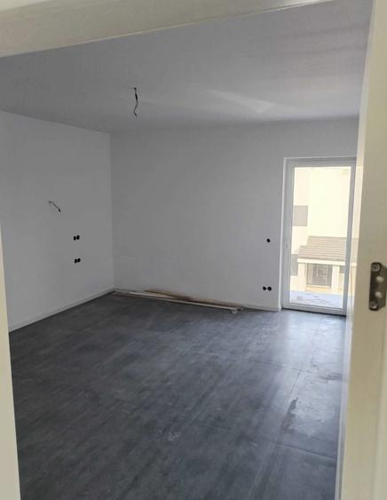 Casă individuală cu 5 camere cu Canalizare în Apahida