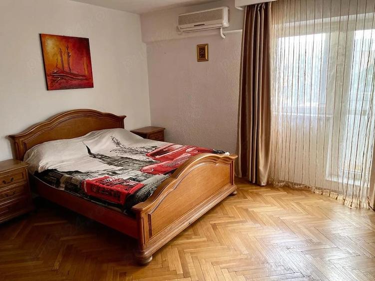 Apartament cu 3 camere decomandat în 13 Septembrie