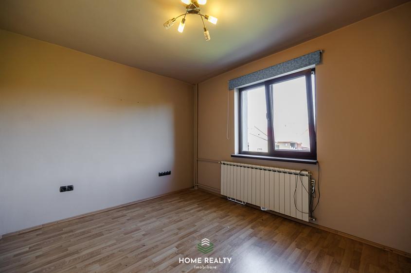 Casă cu 11 camere cu Canalizare în Lugoj