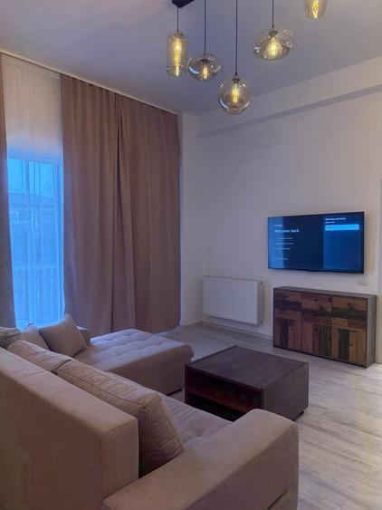 Apartament cu 3 camere decomandat în Chiajna