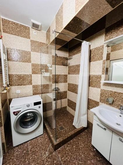 Garsonieră decomandată, mobilată în Calea București