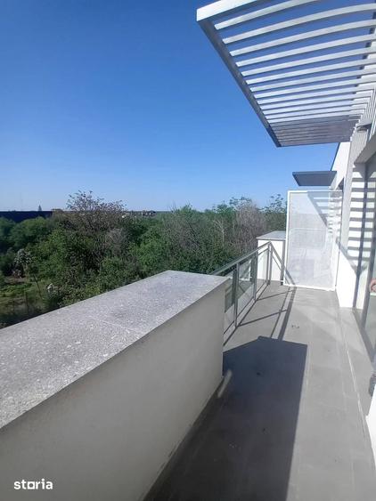 Casă cu 4 camere cu Teren 100 Mp în Nord