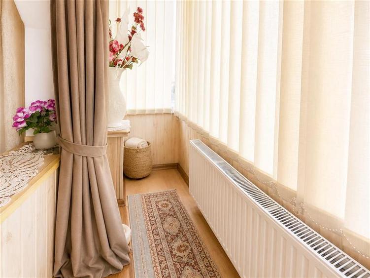 Apartament cu 2 camere decomandat în Triaj